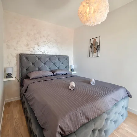 Apartment Tara - 1br Long Term! *